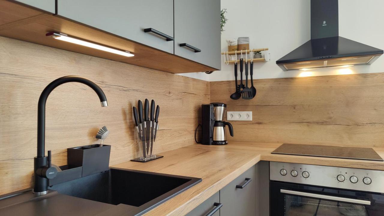 Hygge Home - Mit Garten Und Stellplatz Fuer Feriengaeste-, Monteure / Netflix / 10 Min. Zur Sinsheim Therme Und Zur Autobahn מראה חיצוני תמונה