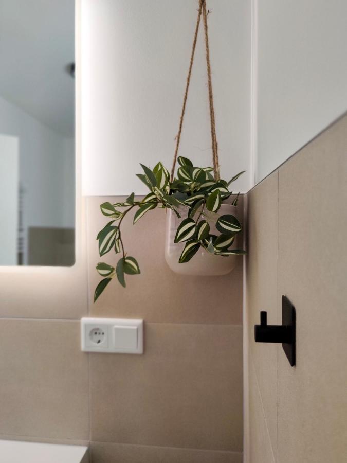 Hygge Home - Mit Garten Und Stellplatz Fuer Feriengaeste-, Monteure / Netflix / 10 Min. Zur Sinsheim Therme Und Zur Autobahn מראה חיצוני תמונה